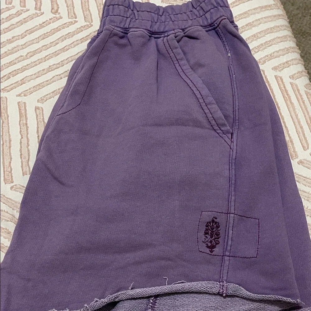 EUC! Free People/Free People Movement Lavender Athletic Shorts, Size XL - Picture 6 of 6